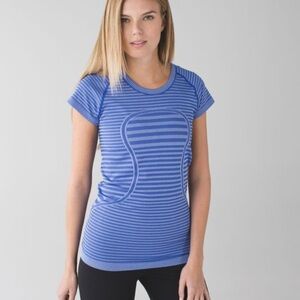 Lululemon Swiftly Blue Striped Women's Top Sz 2